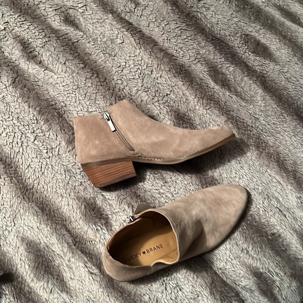 Lucky Brand ankle boots booties